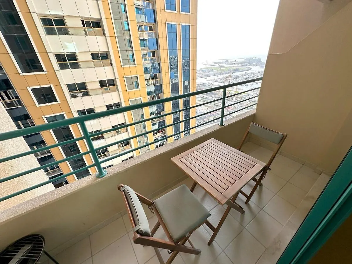 Stylish 1 Bedroom Sea View Opp Beach-Free Car Park Dubai Apartment
